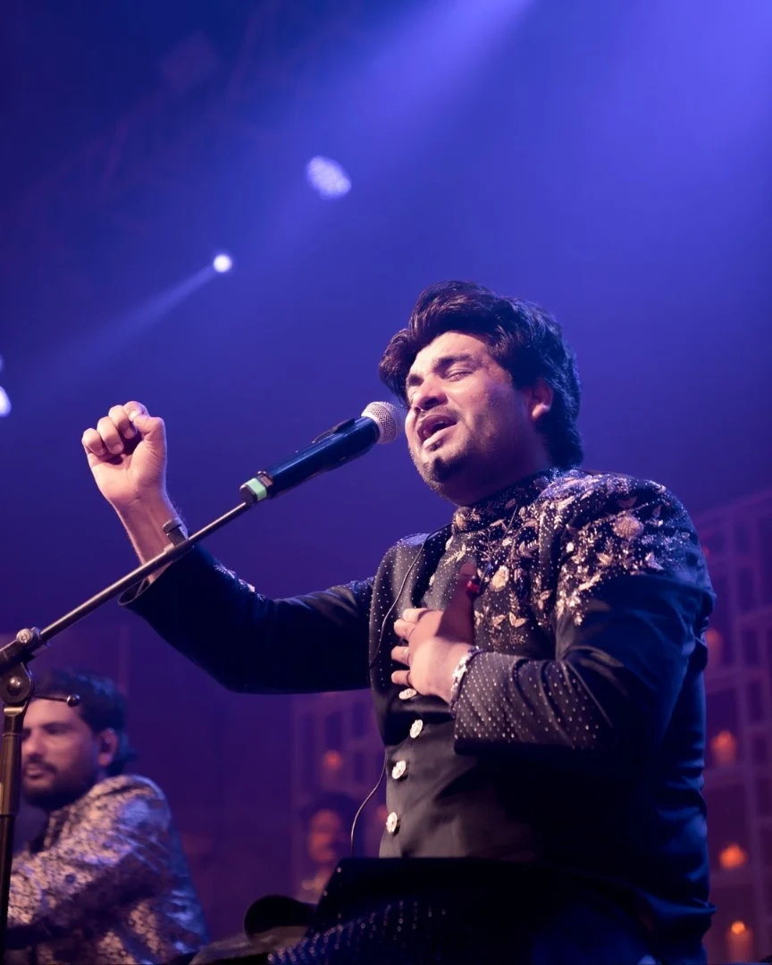 Asif Urra Performance Photo